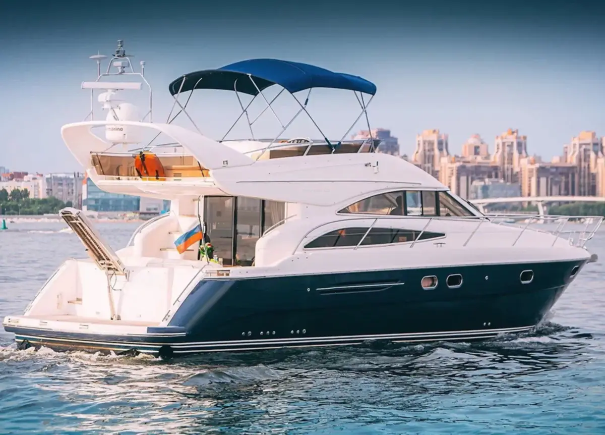 Яхта Princess 50
